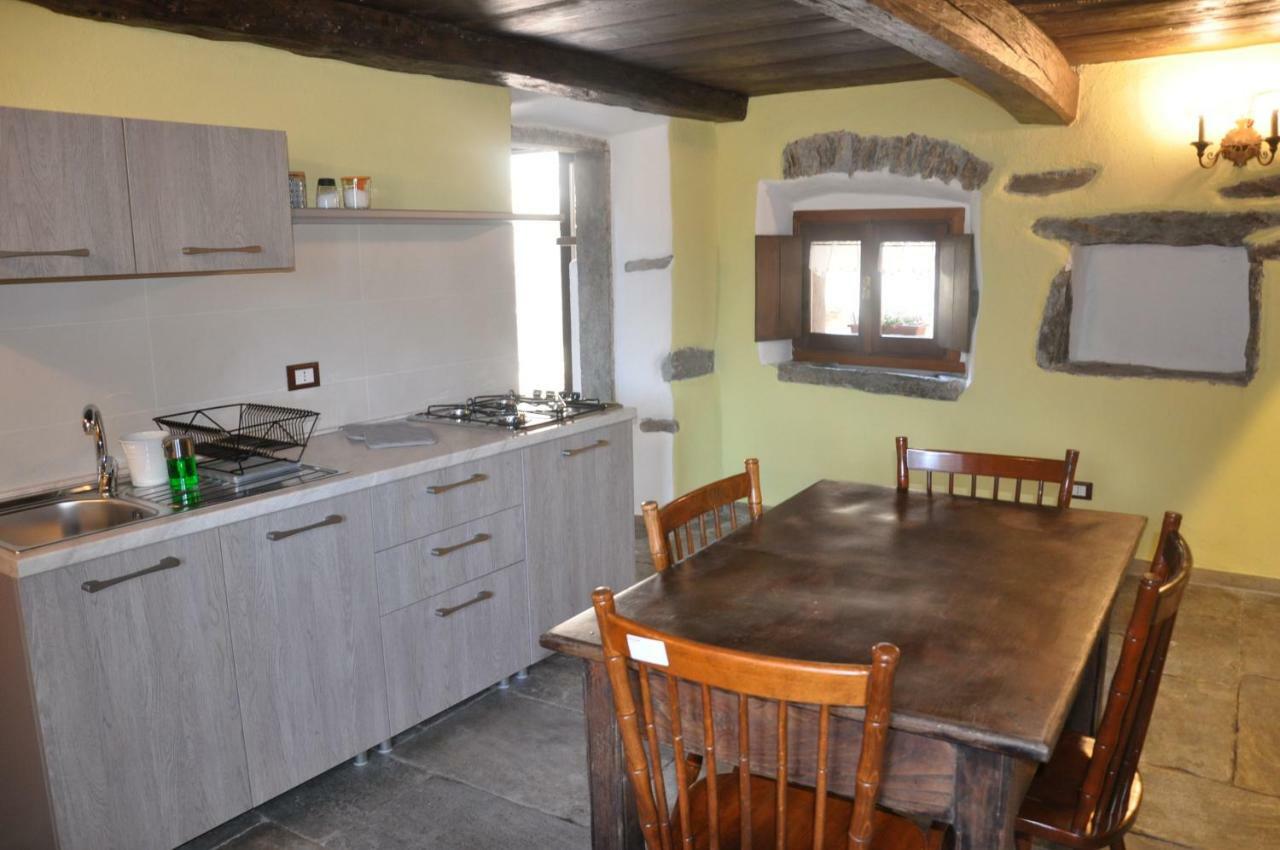 Il Borgo Di Monica Villa Domodossola Exterior photo